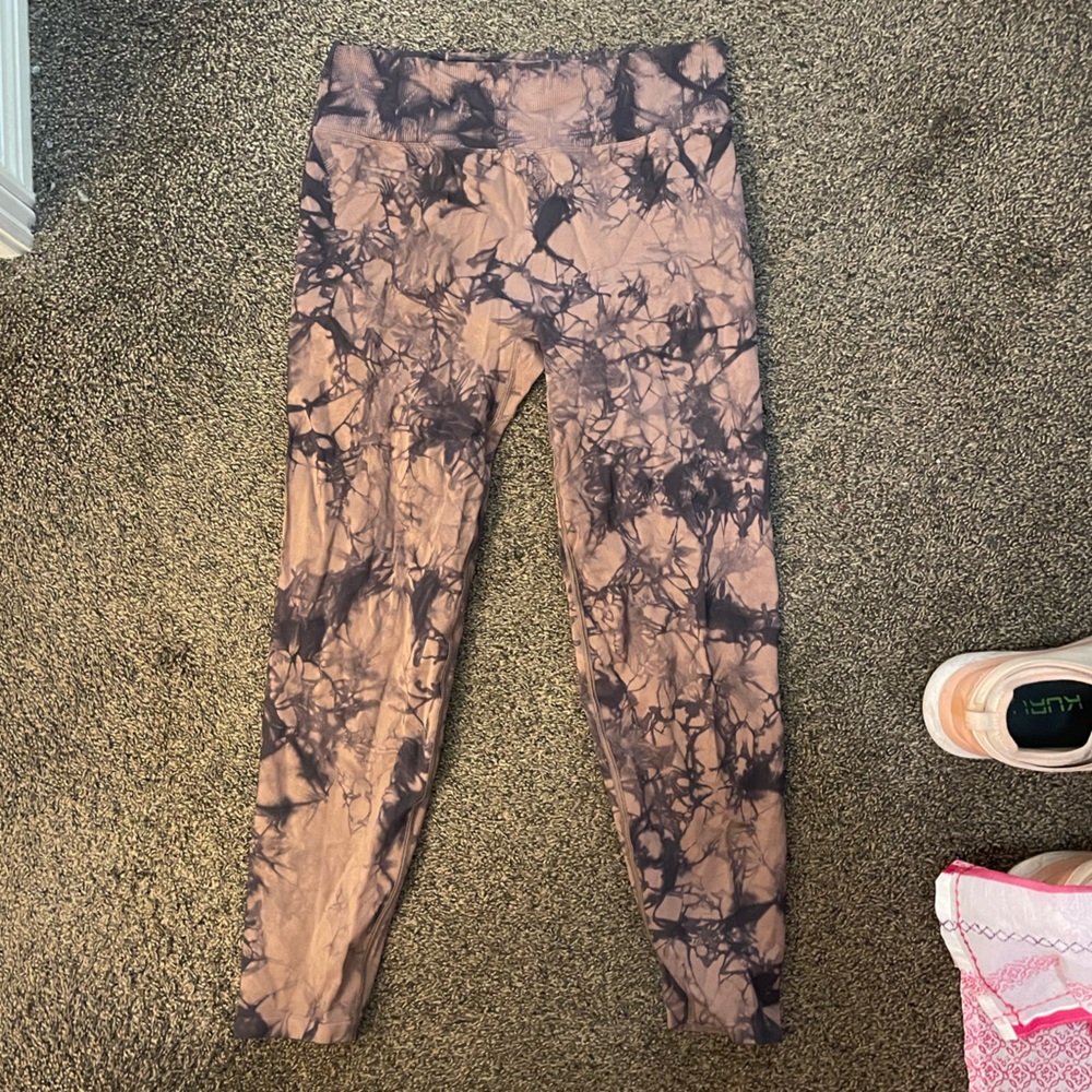 Victoria’s Secret Pink seamless tie dye leggings XL